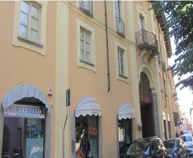 intera palazzina in vendita a Stradella