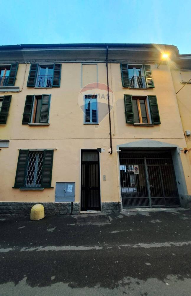 casa indipendente in vendita a Stradella