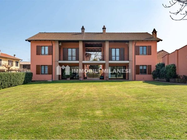 casa indipendente in vendita a Stradella