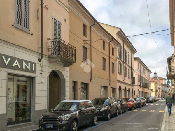 intera palazzina in vendita a Stradella