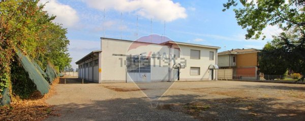 casa indipendente in vendita a Stradella