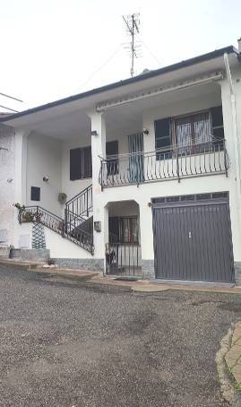 casa semindipendente in vendita a Stradella