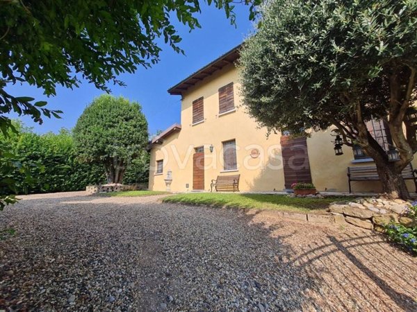casa indipendente in vendita a Stradella