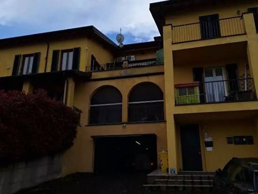 appartamento in vendita a Stradella in zona Casamassimini