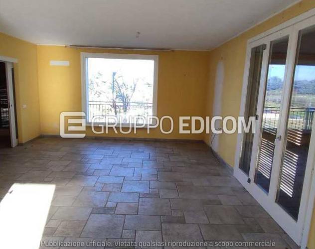 casa indipendente in vendita a Stradella