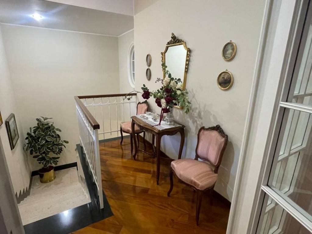 intera palazzina in vendita a Stradella