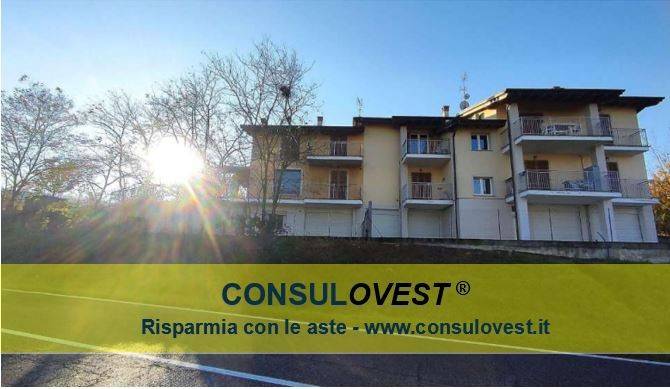 casa indipendente in vendita a Stradella