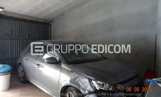 locale di sgombero in vendita a Stradella