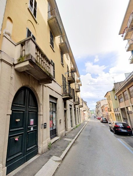 casa indipendente in vendita a Stradella