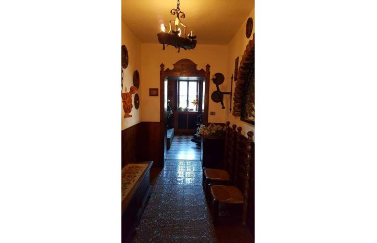 casa indipendente in vendita a Stradella in zona Torre Sacchetti