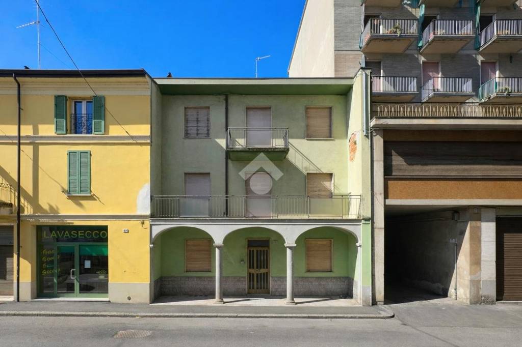 casa semindipendente in vendita a Stradella