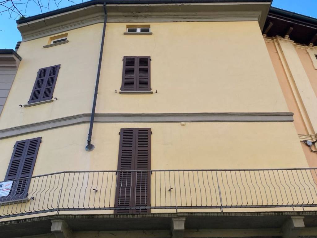 intera palazzina in vendita a Stradella