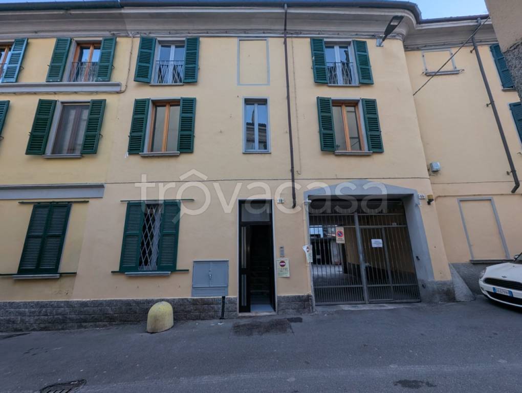 casa indipendente in vendita a Stradella