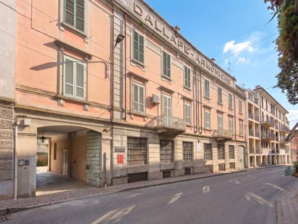 intera palazzina in vendita a Stradella