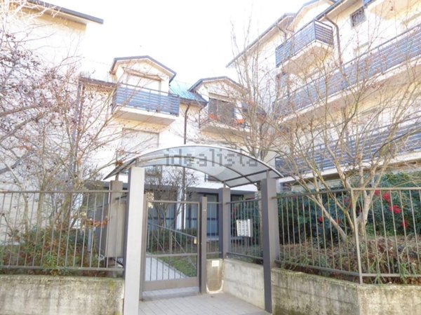 appartamento in vendita a Stradella in zona Montebruciato