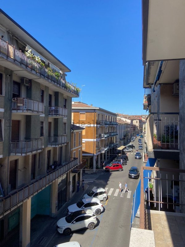 appartamento in vendita a Stradella in zona Montebruciato