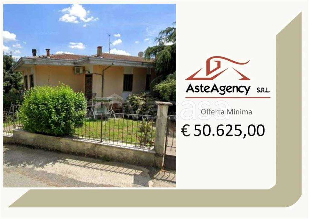appartamento in vendita a Stradella in zona Montebruciato
