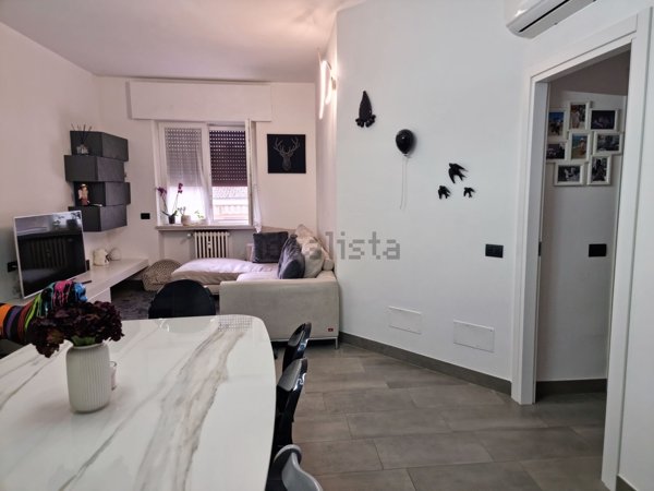 appartamento in vendita a Stradella in zona Montebruciato
