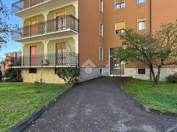appartamento in vendita a Stradella in zona Montebruciato