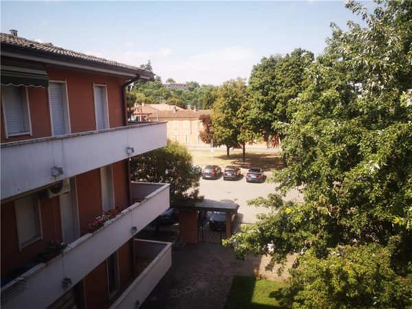 appartamento in vendita a Stradella in zona Montebruciato