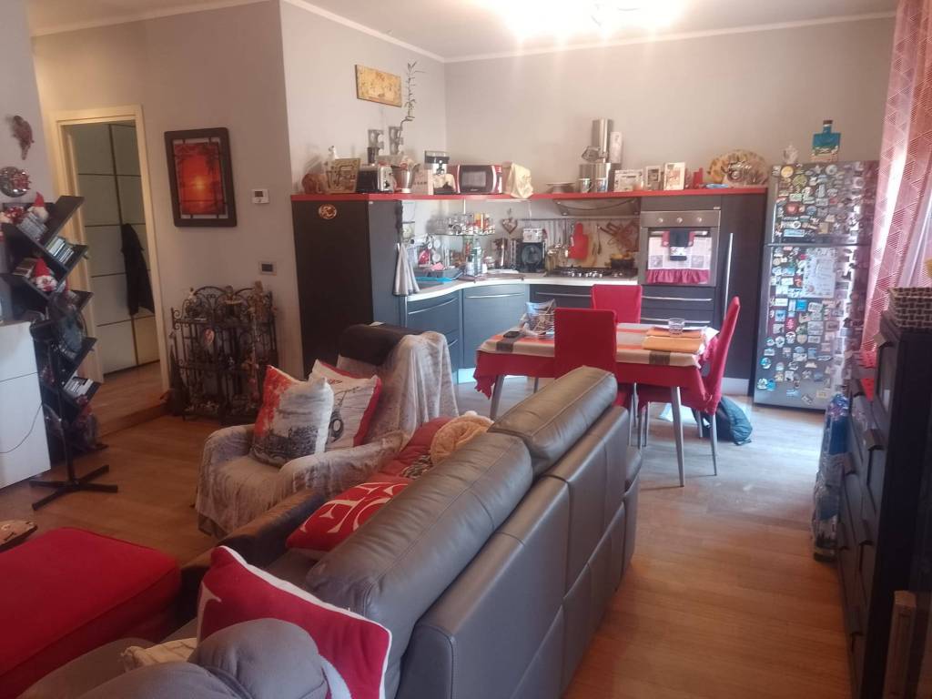 appartamento in vendita a Stradella in zona Montebruciato