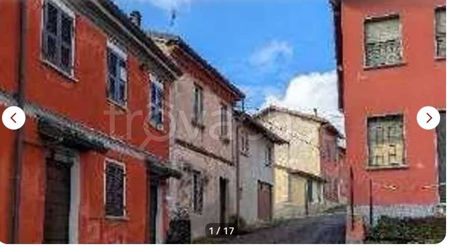 casa indipendente in vendita a Stradella in zona Casa Berni