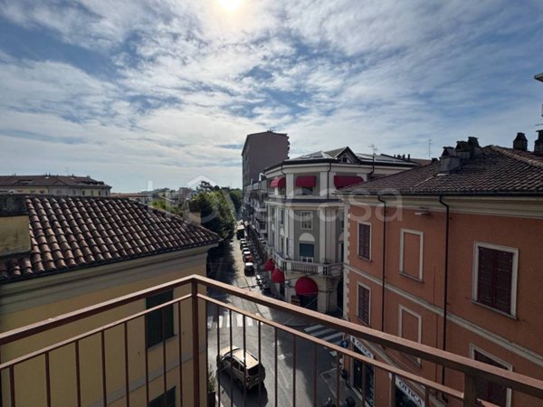 appartamento in vendita a Stradella in zona Montebruciato