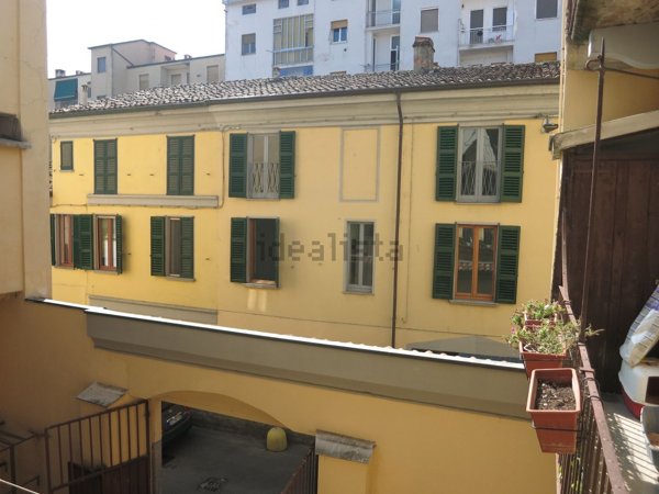 appartamento in vendita a Stradella in zona Montebruciato