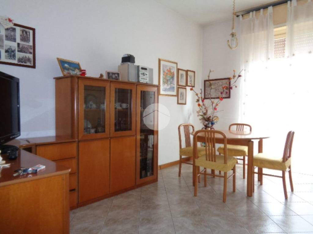 appartamento in vendita a Stradella in zona Montebruciato