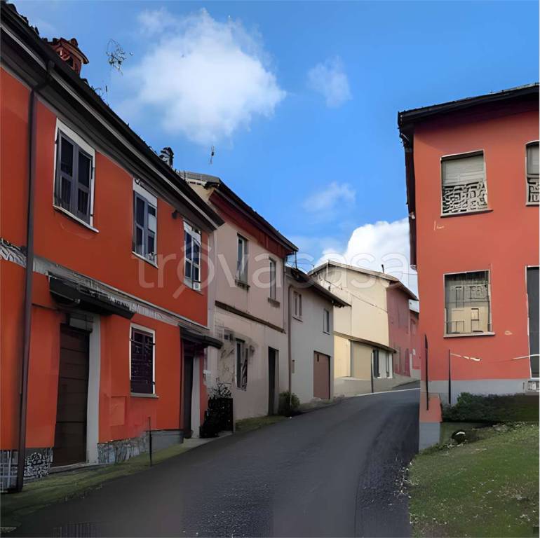 appartamento in vendita a Stradella in zona Casa Berni