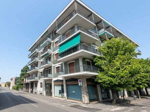 appartamento in vendita a Stradella in zona Montebruciato