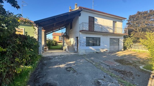 casa indipendente in vendita a Suardi