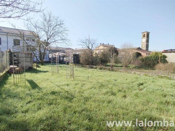casa indipendente in vendita a Suardi