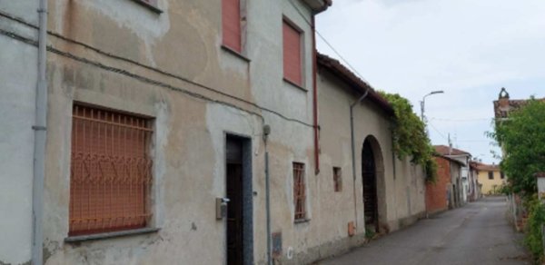 casa indipendente in vendita a Suardi