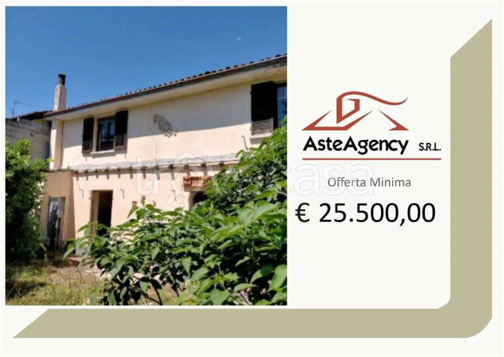 casa indipendente in vendita a Suardi