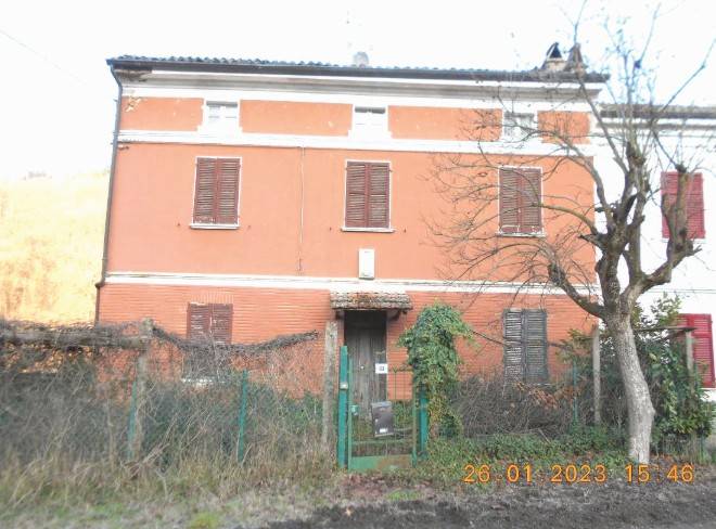 trivano in vendita a Torrazza Coste