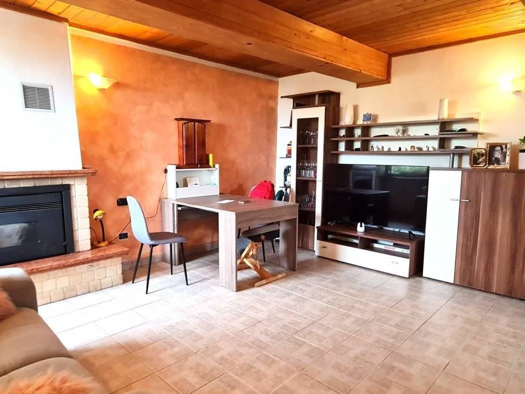 casa indipendente in vendita a Torrazza Coste in zona Castellaro