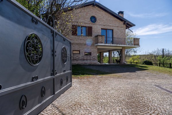 casa indipendente in vendita a Torrazza Coste