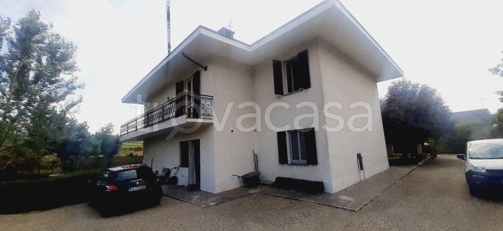 casa indipendente in vendita a Torrazza Coste