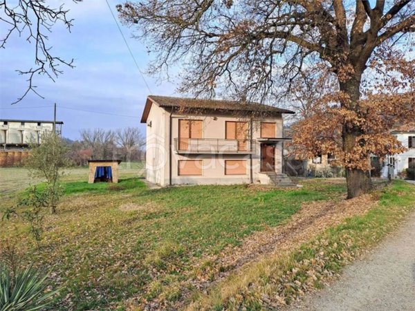 casa indipendente in vendita a Torrazza Coste in zona Pragate