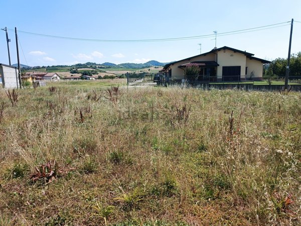 terreno edificabile in vendita a Torrazza Coste