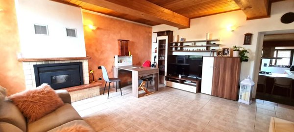 casa indipendente in vendita a Torrazza Coste