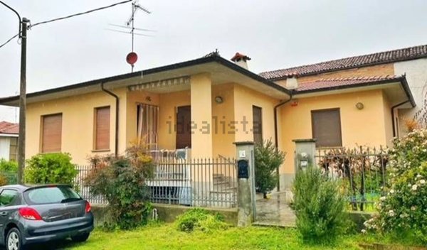 casa indipendente in vendita a Torrazza Coste