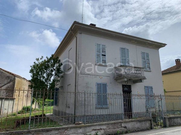 casa indipendente in vendita a Torre Beretti e Castellaro in zona Torre Beretti