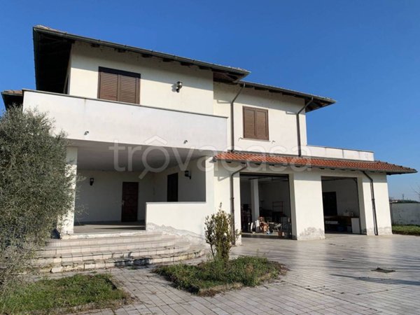 casa indipendente in vendita a Torre Beretti e Castellaro in zona Torre Beretti