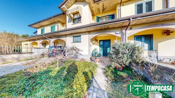 casa indipendente in vendita a Torre Beretti e Castellaro in zona Torre Beretti