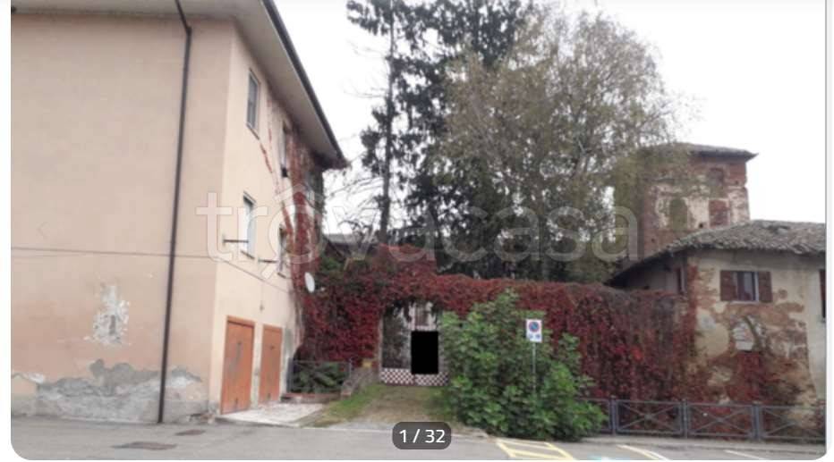 appartamento in vendita a Torre Beretti e Castellaro