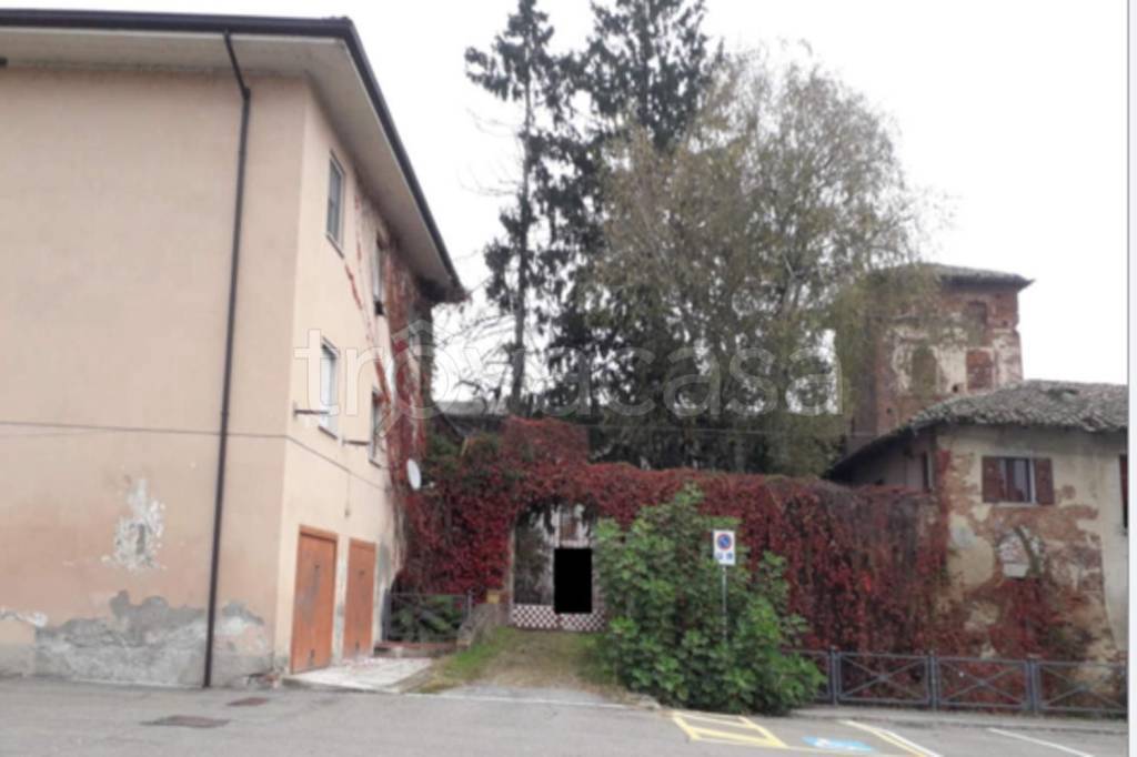 appartamento in vendita a Torre Beretti e Castellaro