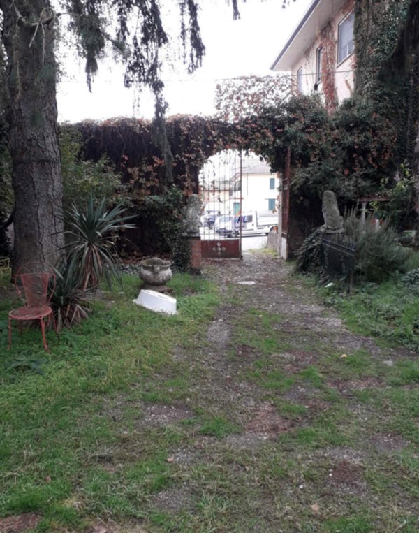appartamento in vendita a Torre Beretti e Castellaro