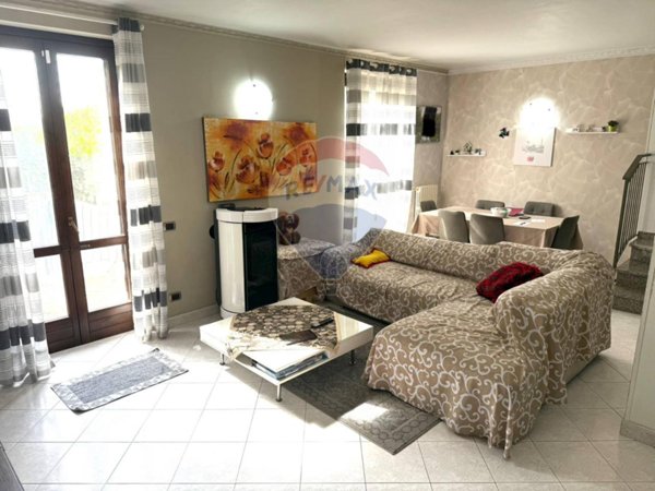 casa indipendente in vendita a Torre d'Arese